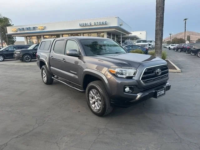 2017 Toyota Tacoma SR5 RWD photo