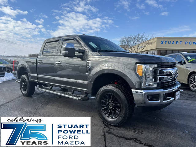 2017 Ford F-250 Super Duty XLT 4WD photo