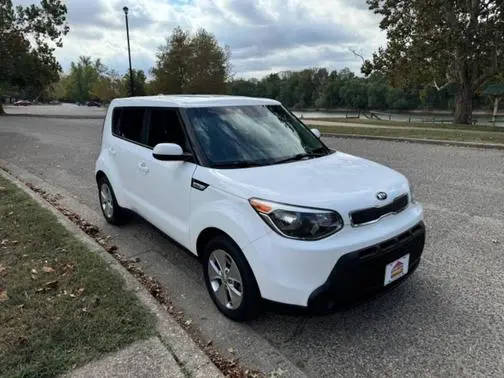 2015 Kia Soul Base FWD photo