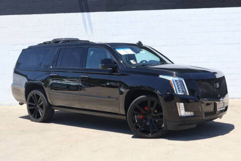 2017 Cadillac Escalade ESV Platinum 4WD photo