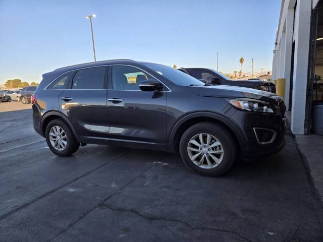 2017 Kia Sorento LX FWD photo