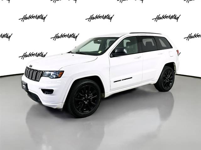 2017 Jeep Grand Cherokee Altitude 4WD photo