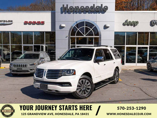 2017 Lincoln Navigator Select 4WD photo