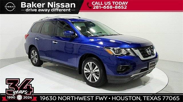 2017 Nissan Pathfinder SL FWD photo