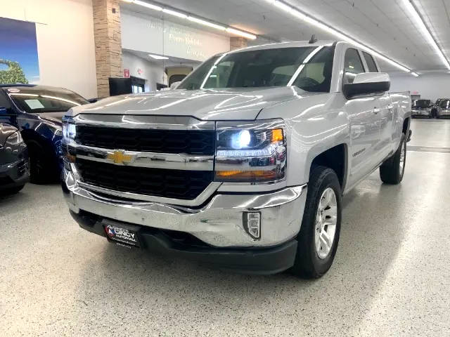 2017 Chevrolet Silverado 1500 LT 4WD photo