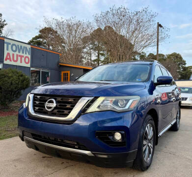2017 Nissan Pathfinder SL FWD photo