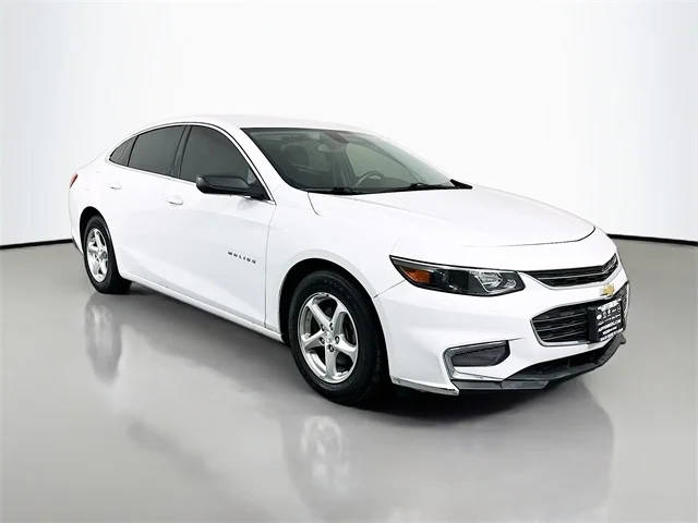 2016 Chevrolet Malibu LS FWD photo