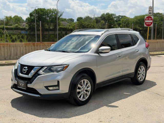 2017 Nissan Rogue SV AWD photo