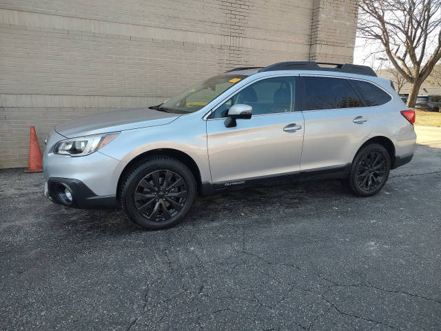 2017 Subaru Outback Limited AWD photo