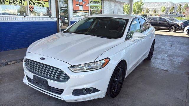 2016 Ford Fusion SE FWD photo