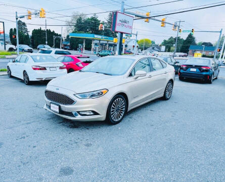 2017 Ford Fusion Hybrid Platinum FWD photo