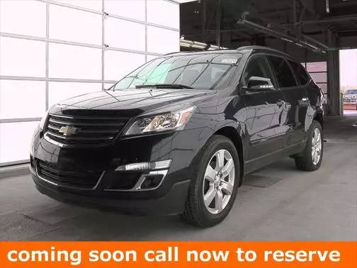 2017 Chevrolet Traverse LT FWD photo