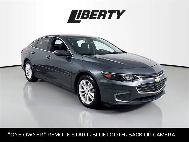 2017 Chevrolet Malibu LT FWD photo