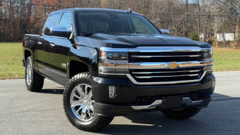 2017 Chevrolet Silverado 1500 High Country 4WD photo