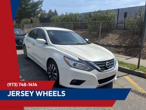 2017 Nissan Altima 2.5 SV FWD photo