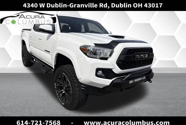 2017 Toyota Tacoma TRD Sport 4WD photo
