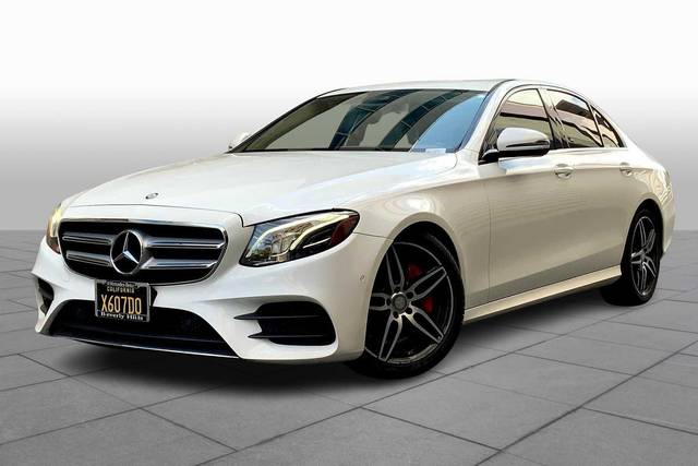 2017 Mercedes-Benz E-Class E 300 Sport RWD photo