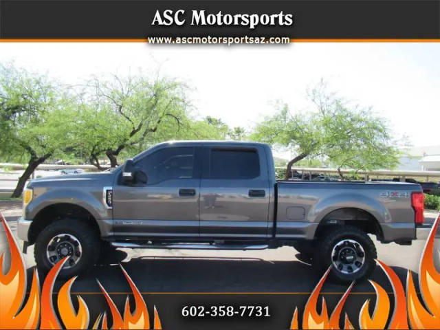 2017 Ford F-250 Super Duty XLT 4WD photo