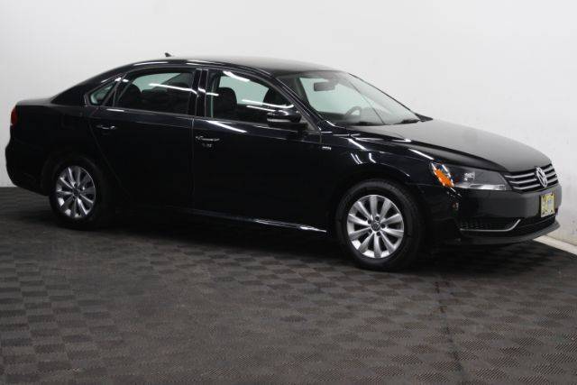 2015 Volkswagen Passat 1.8T Wolfsburg Ed FWD photo