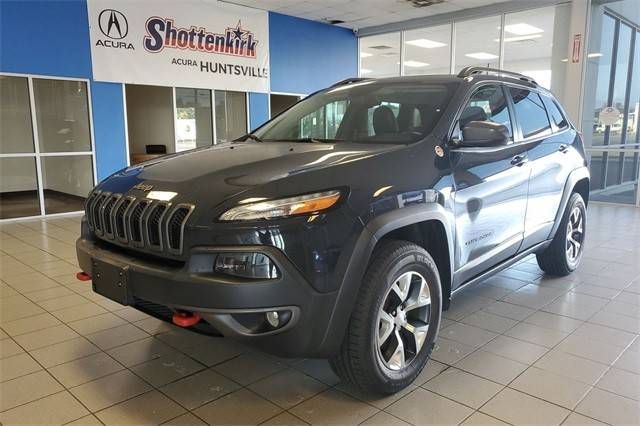 2017 Jeep Cherokee Trailhawk 4WD photo