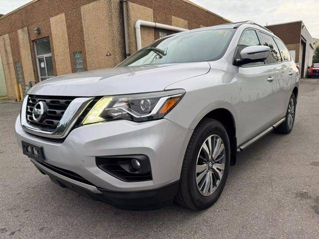 2017 Nissan Pathfinder SL 4WD photo