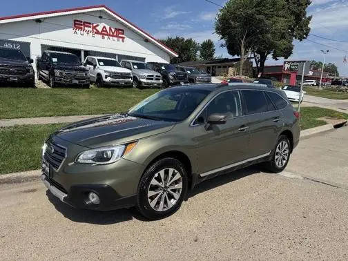 2017 Subaru Outback Touring AWD photo