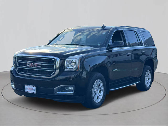 2017 GMC Yukon SLT 4WD photo