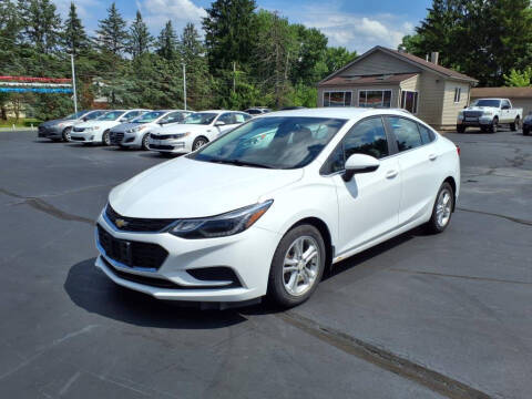 2017 Chevrolet Cruze LT FWD photo