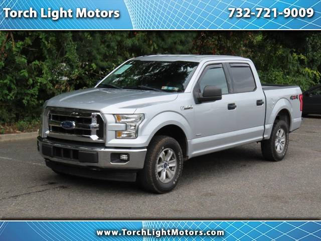 2017 Ford F-150 XLT 4WD photo