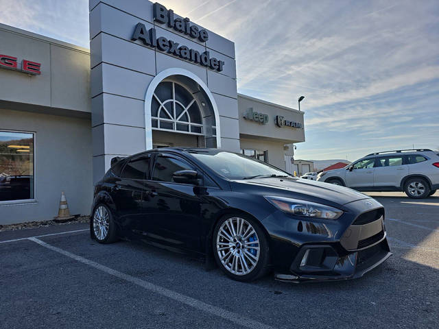 2017 Ford Focus RS AWD photo