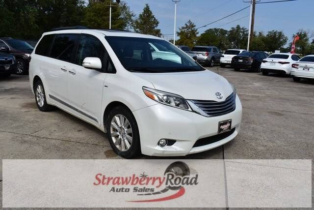 2017 Toyota Sienna Limited AWD photo