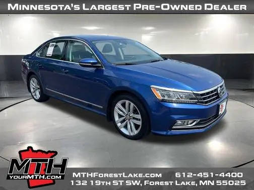 2017 Volkswagen Passat 1.8T SEL Premium FWD photo