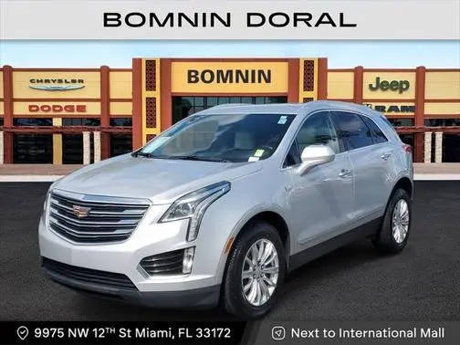 2017 Cadillac XT5 FWD FWD photo