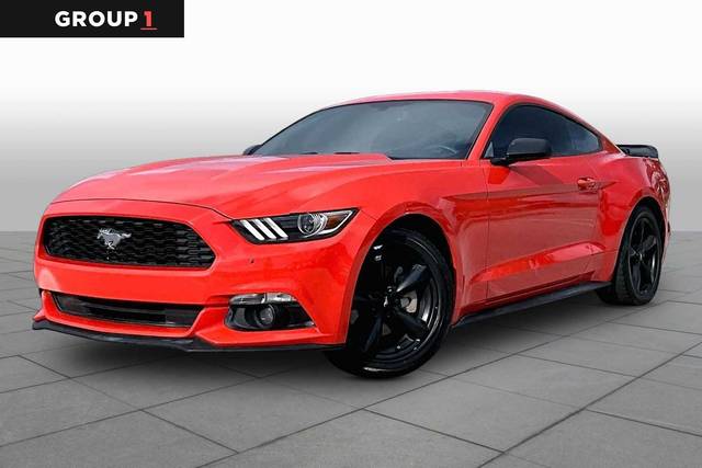 2016 Ford Mustang V6 RWD photo