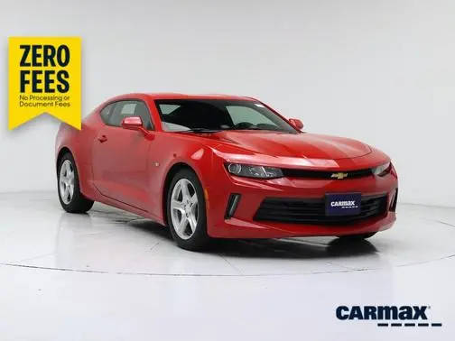 2017 Chevrolet Camaro 1LT RWD photo