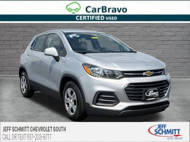 2017 Chevrolet Trax LS FWD photo