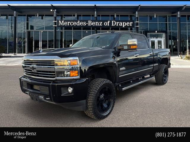 2017 Chevrolet Silverado 3500HD High Country 4WD photo