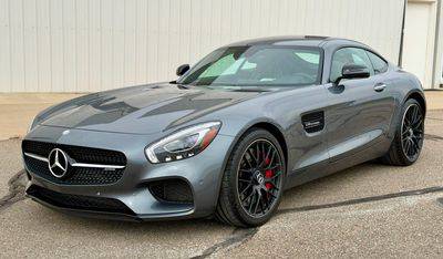 2017 Mercedes-Benz AMG GT AMG GT S RWD photo
