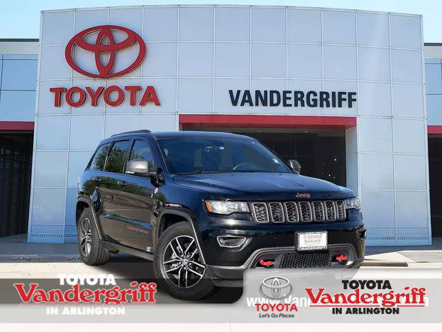 2017 Jeep Grand Cherokee Trailhawk 4WD photo