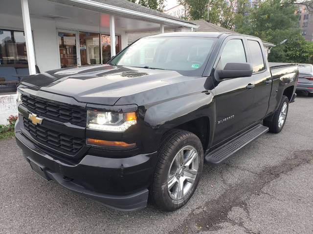 2017 Chevrolet Silverado 1500 Custom 4WD photo