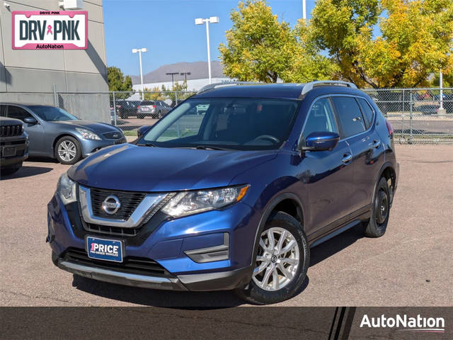 2017 Nissan Rogue SV AWD photo