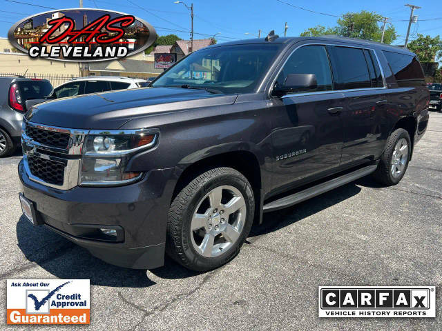 2017 Chevrolet Suburban LT 4WD photo