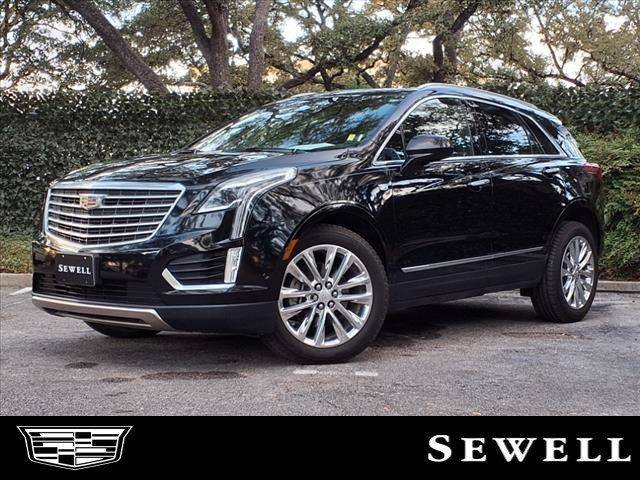 2017 Cadillac XT5 Platinum AWD AWD photo