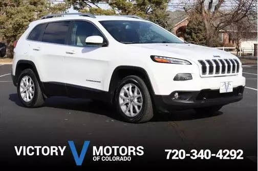 2017 Jeep Cherokee Latitude 4WD photo