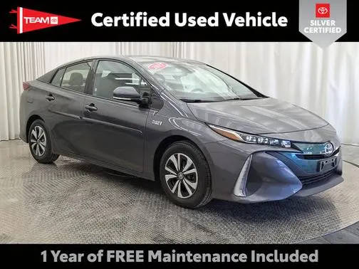 2017 Toyota Prius Prime Plus FWD photo