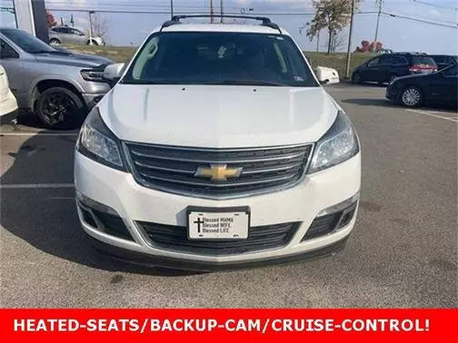 2017 Chevrolet Traverse LT FWD photo