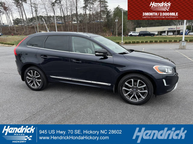 2017 Volvo XC60 Dynamic AWD photo