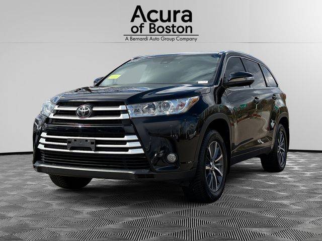 2017 Toyota Highlander XLE AWD photo