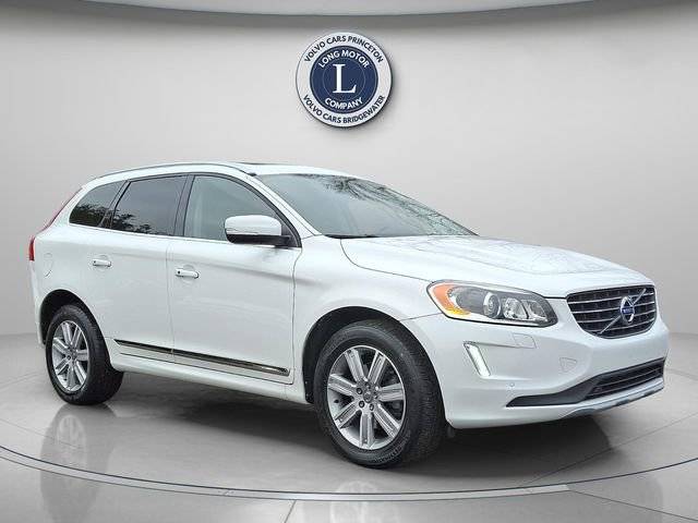 2017 Volvo XC60 Inscription FWD photo