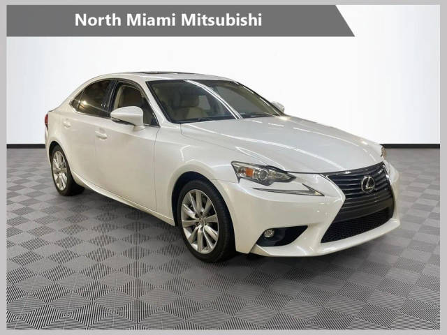 2016 Lexus IS RWD photo